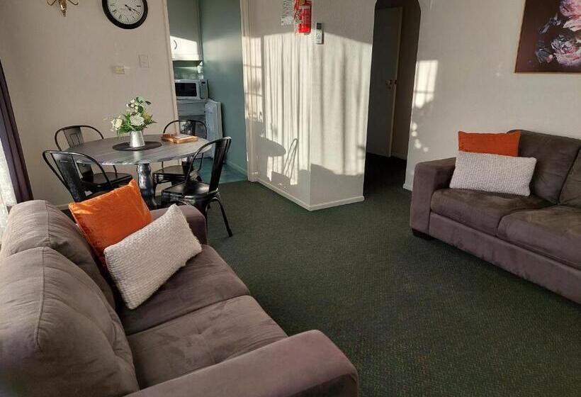 Апартаменты 2 Спальни, Colonial On Tay