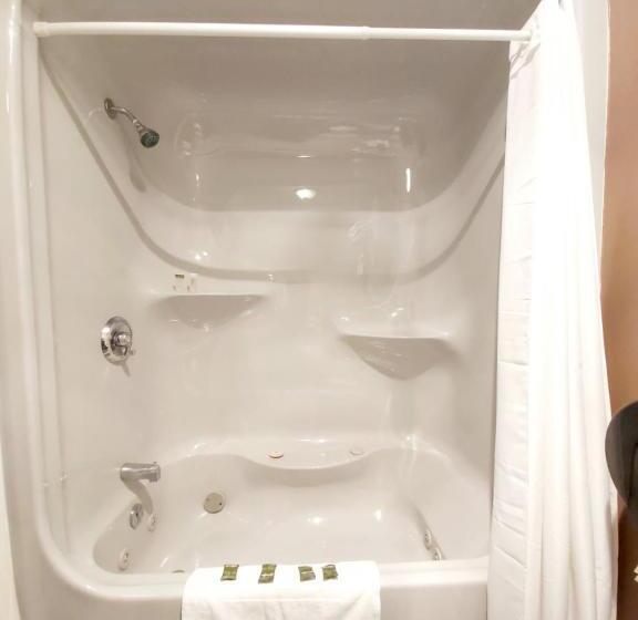 패밀리 스위트, Seely's Motel