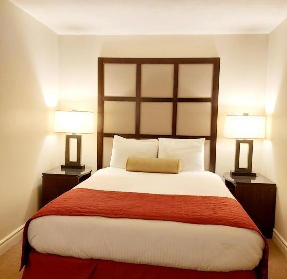 패밀리 스위트, Seely's Motel