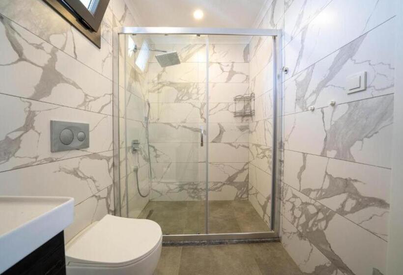 شقة غرفتين, Naz Liman Otel Bodrum