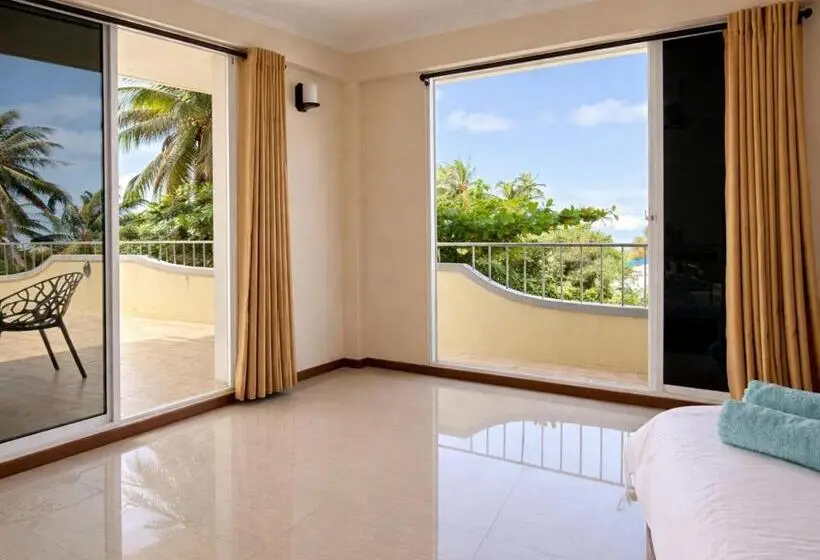 اتاق لوکس با بالکن و چشم‌انداز دریا, Noah Private Beach House