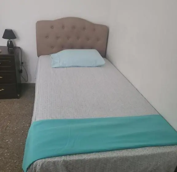 اتاق استاندارد یک نفره, Hospedaje Casa De Luna