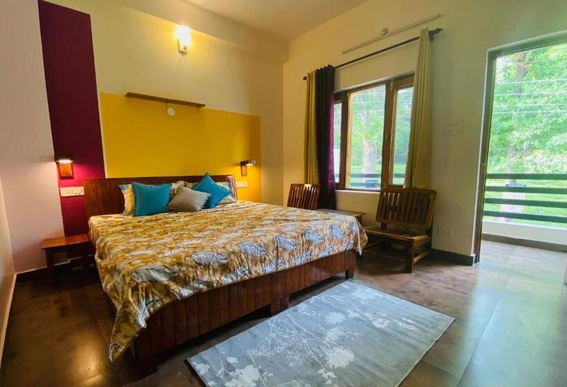 غرفة قياسية مزوَّدة بشُرفة, The Birdhouse Villa