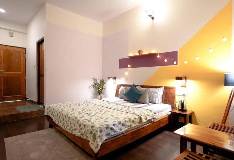 غرفة قياسية سرير كينج, The Birdhouse Villa