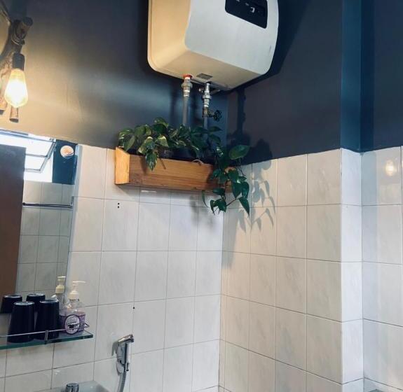 Standard Room, Daruma Home