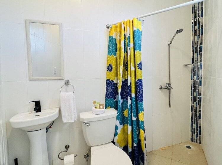 اتاق لوکس, Edma Aparta