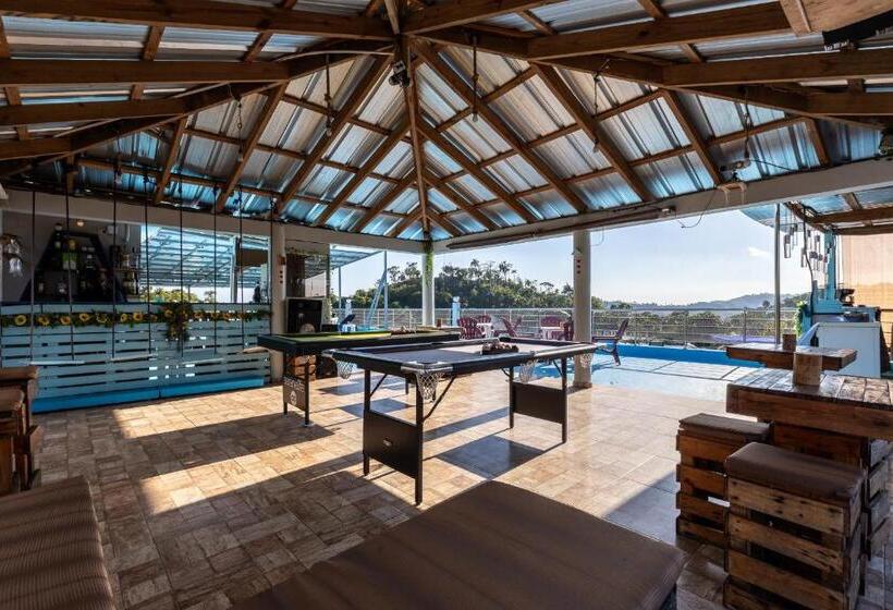 آپارتمان 2 خوابه, Edma Aparta