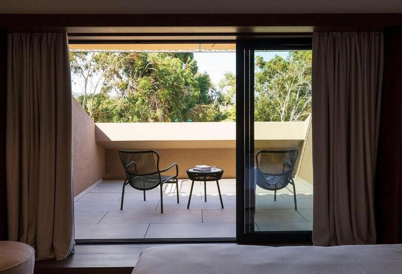 Номер Deluxe Вид на Море Боковой, Hôtel Spa & Restaurant   Son De Mar