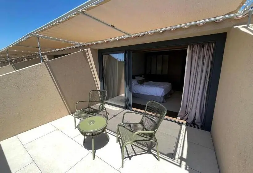 片側に海が見えるデラックスルーム, Hôtel Spa & Restaurant   Son De Mar