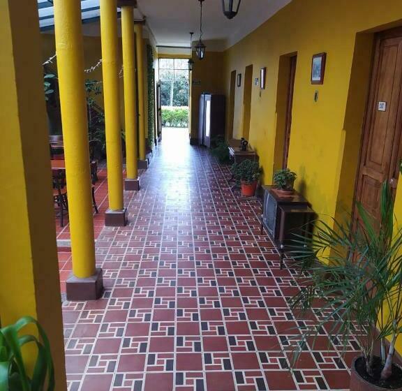 غرفة قياسية فردية, Villa Mercedes Colonial