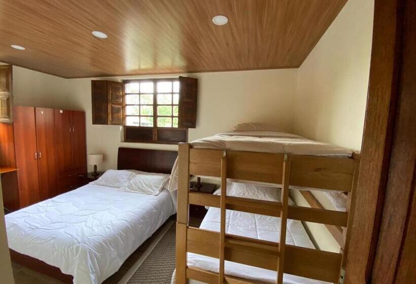 غرفة عائلية, Villa Mercedes Colonial