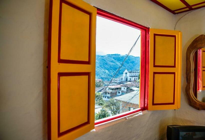 Номер Стандарт Совместная Ванная, Abuela Casa Hostal