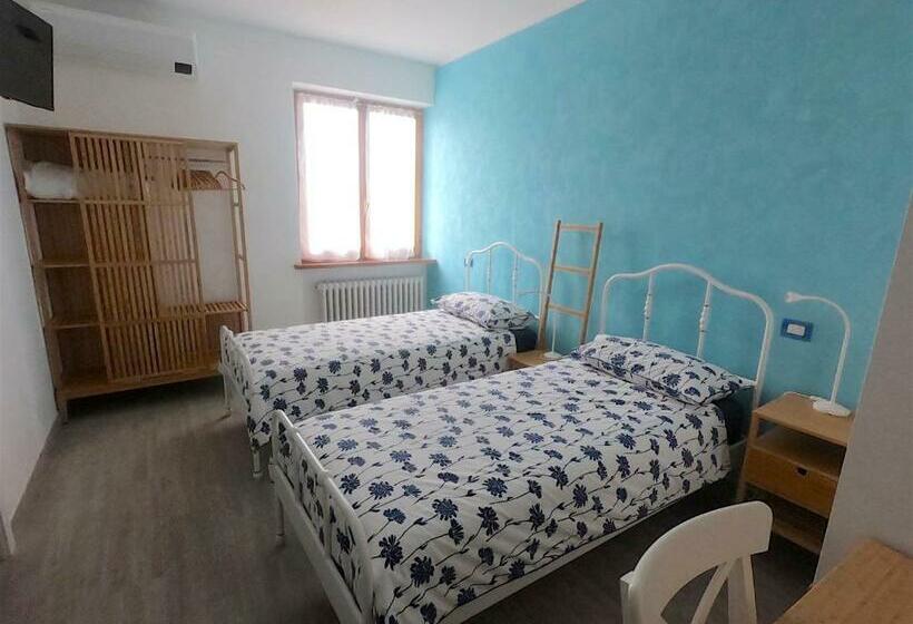 غرفة قياسية, Pedalare Con Lentezza