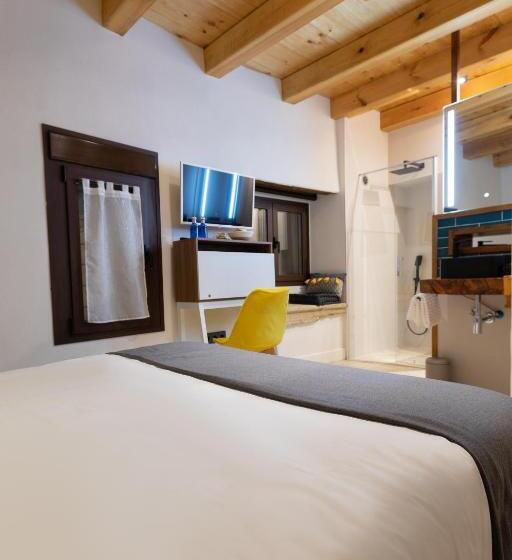 חדר סטנדרט, Poeta Jorge Manrique