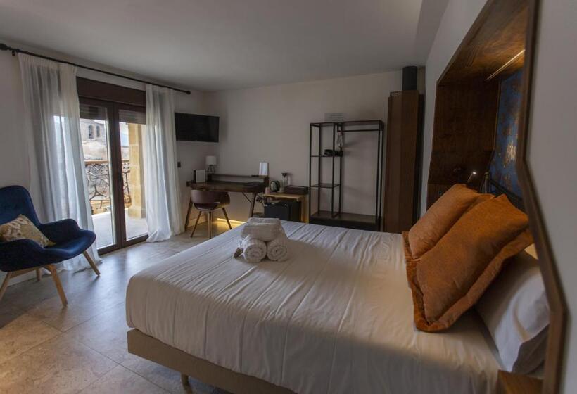 חדר סטנדרט עם מיטת קינג, Poeta Jorge Manrique