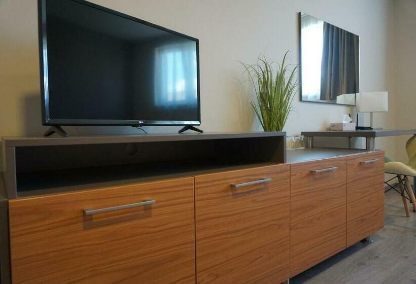 标准间, Centro Panzió