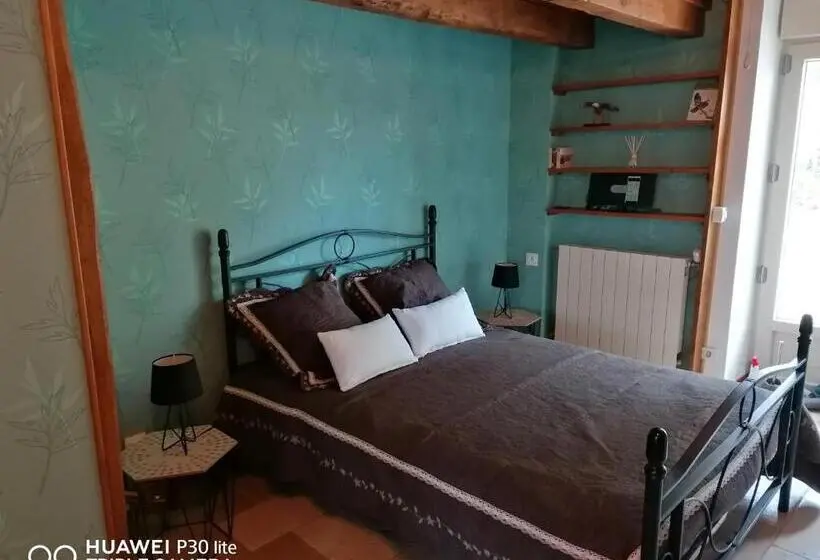 スタンダードルーム, Chambre Hotes Les Oiseaux
