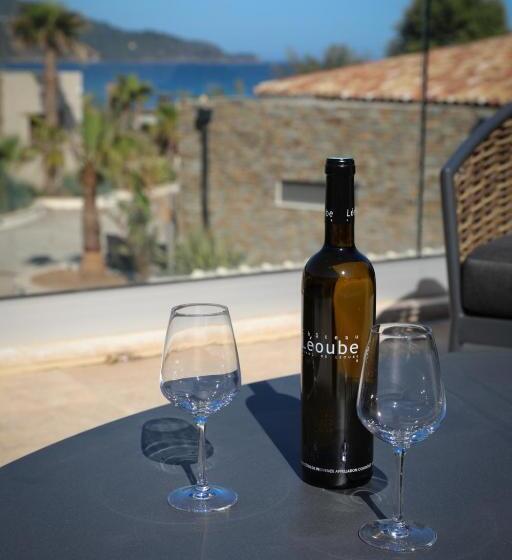 جناح مزود بتراس, Akwabay   Les Villas Du Cap