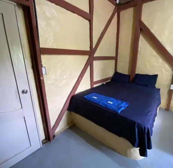 スタンダードシングルルーム, Check Inn Olón