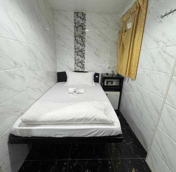 اتاق استاندارد, Shangri La Guest House