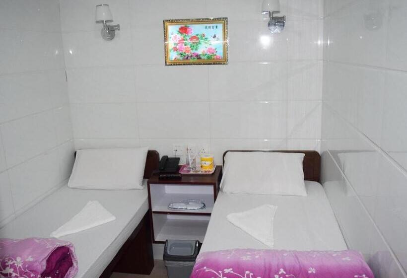 اتاق استاندارد, Shangri La Guest House