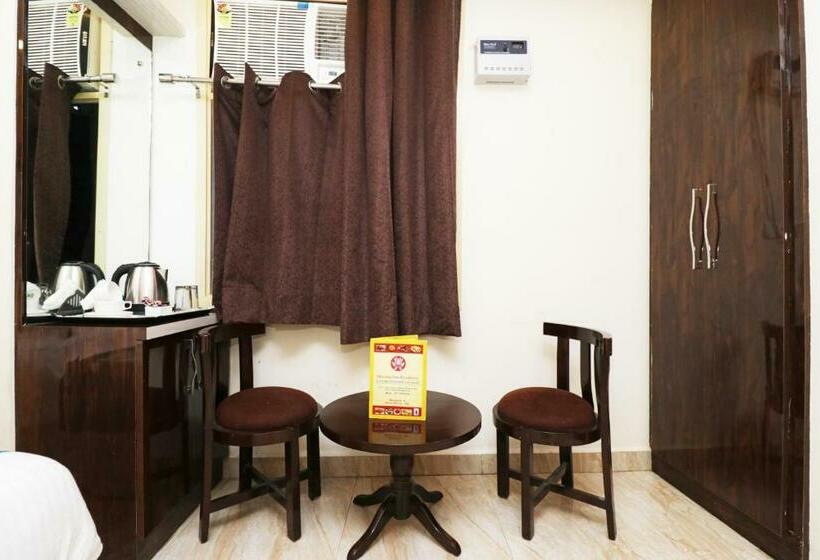 اتاق سوپریور, Airport Hotel Shivaka Inn