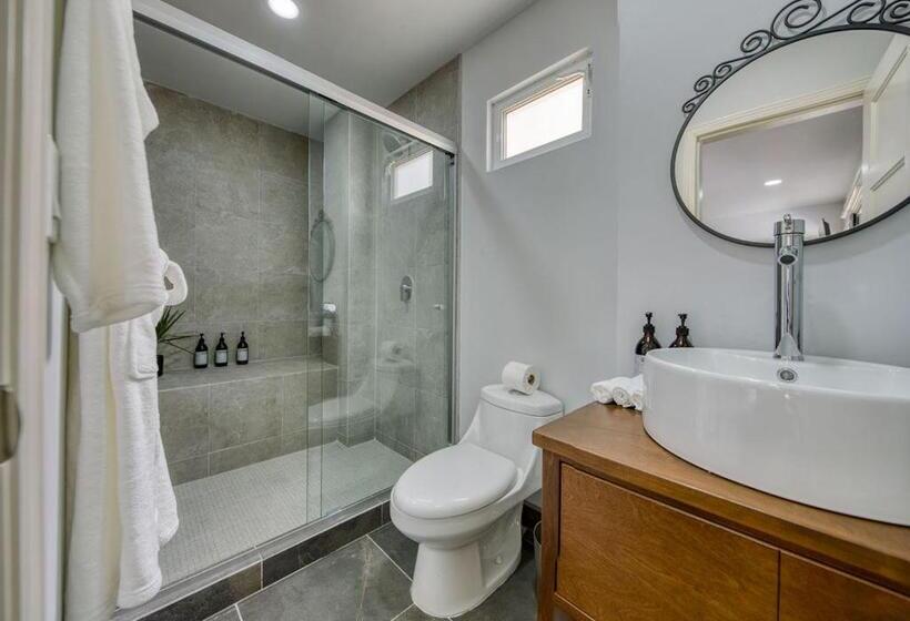 高级大房间, Casa Asturias