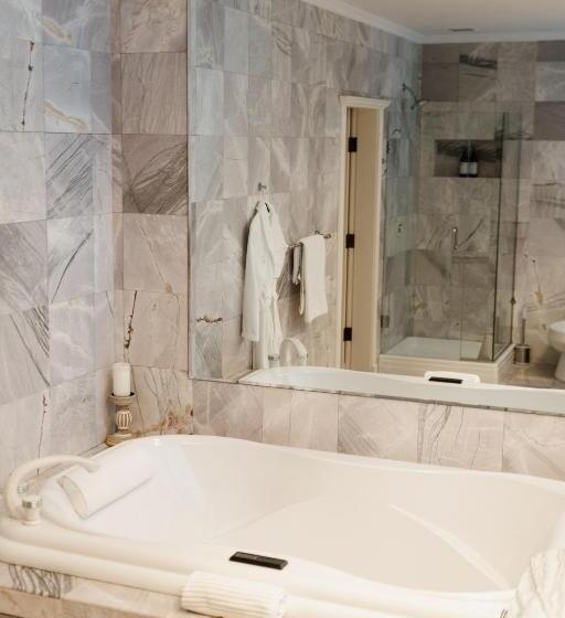 带按摩浴盆的套房, Casa Asturias