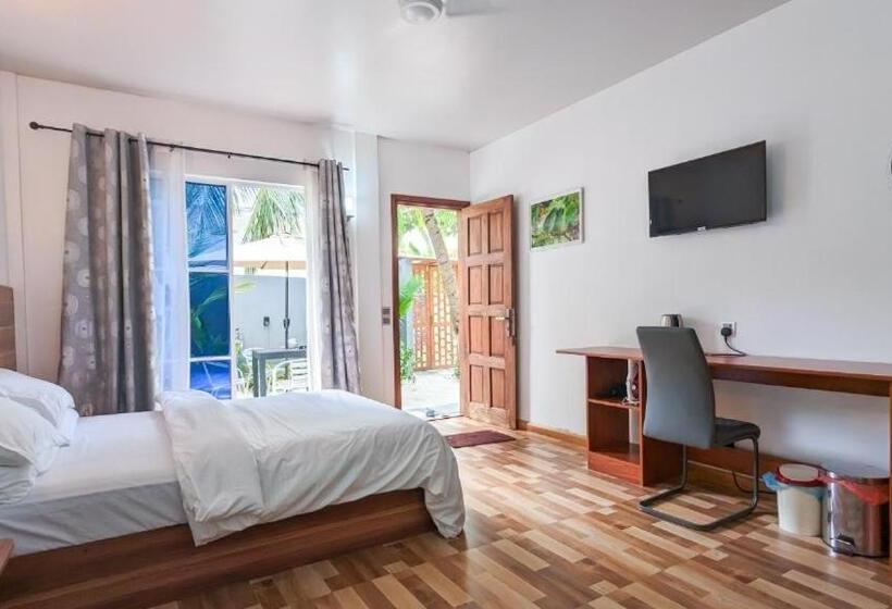 اتاق لوکس خانوادگی, Coco Ukulhas Villa