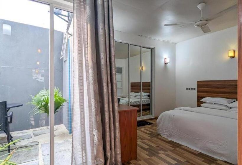 اتاق لوکس با تخت بزرگ, Coco Ukulhas Villa