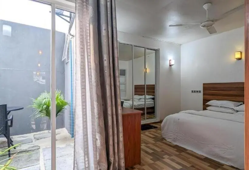 اتاق لوکس با تخت بزرگ, Coco Ukulhas Villa
