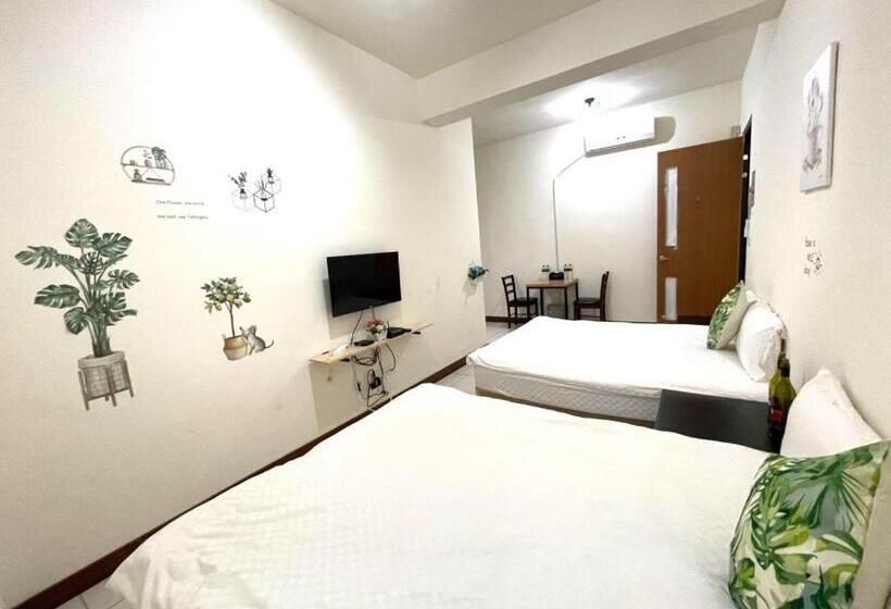 اتاق خانوادگی, 二街窩窩電梯民宿花蓮車站東出口second Street Nest Hostal