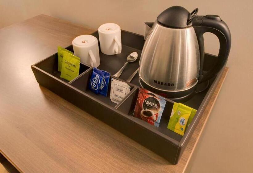 Номер Deluxe, Central Beacon