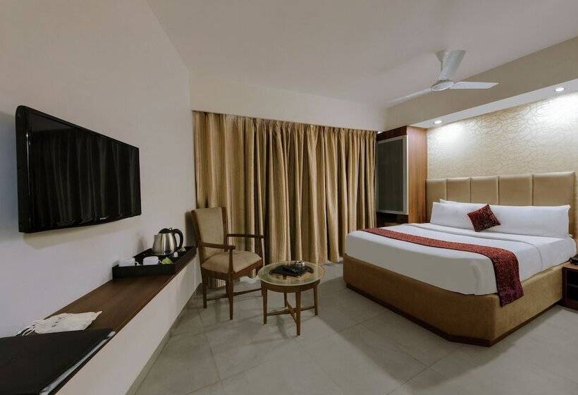 Номер Deluxe, Central Beacon