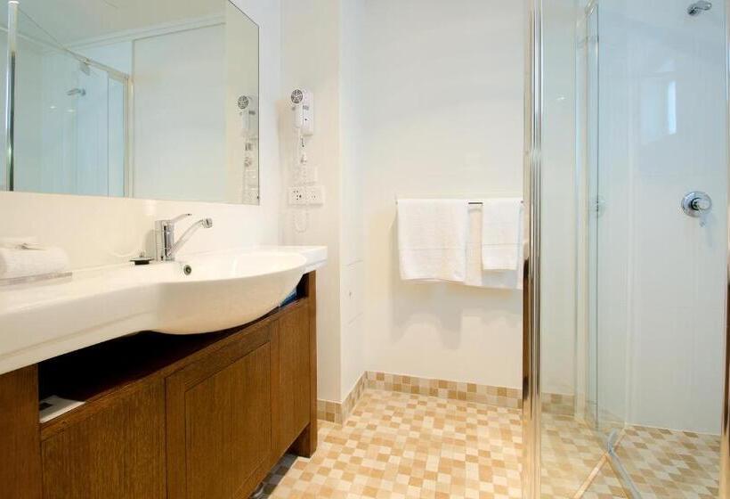 スタンダードルーム, Coachmans Inn Warwick