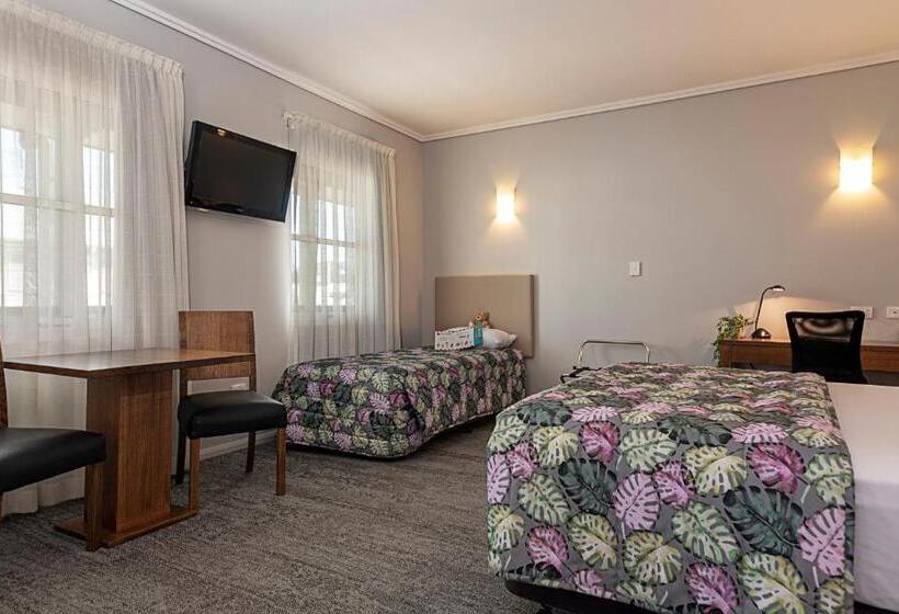 スタンダードルーム, Coachmans Inn Warwick