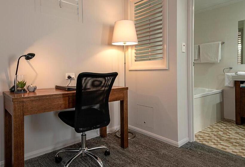 ファミリールーム, Coachmans Inn Warwick