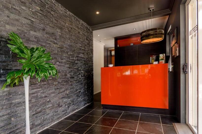 身障者適用スタンダードルーム, Coachmans Inn Warwick