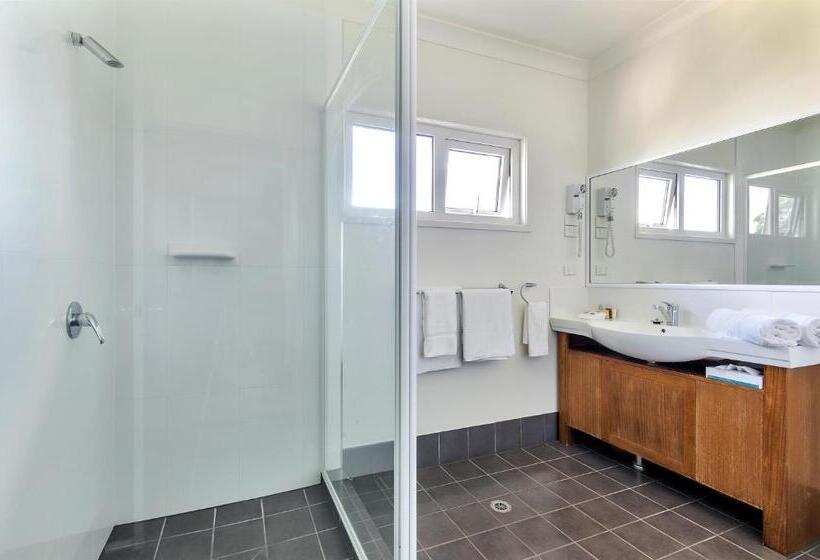 ２ベッドルームアパートメント, Coachmans Inn Warwick