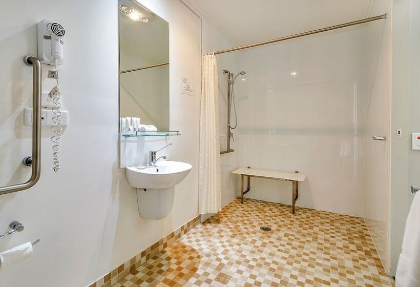 スタンダードルーム, Coachmans Inn Warwick