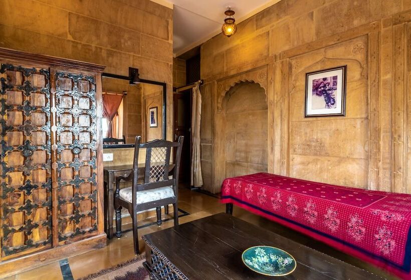 デラックススイート, Fifu