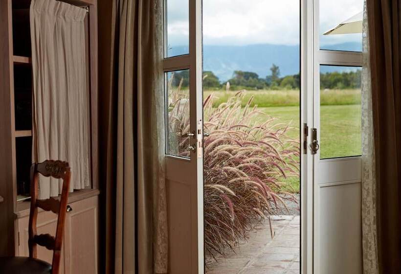 سوییت, House Of Jasmines Relais & Châteaux