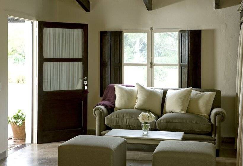 سوییت جونیور, House Of Jasmines Relais & Châteaux