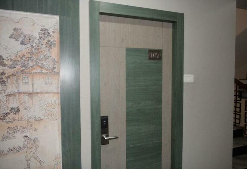 经济房, Majestic Shillong