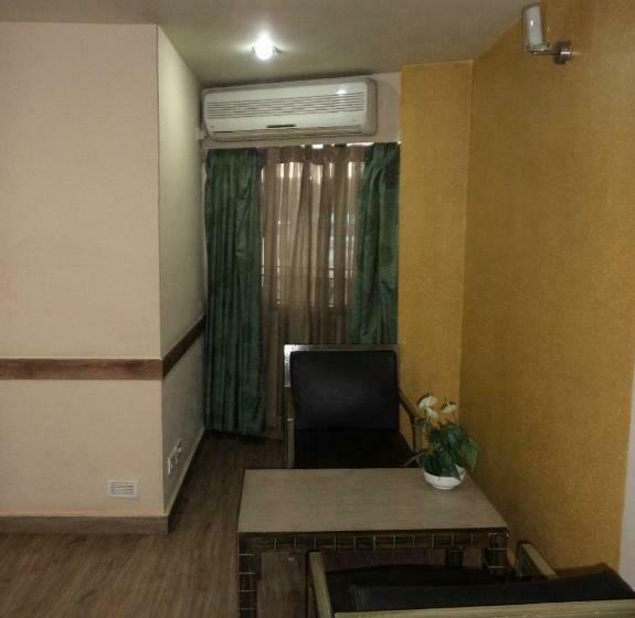 经济房, Majestic Shillong