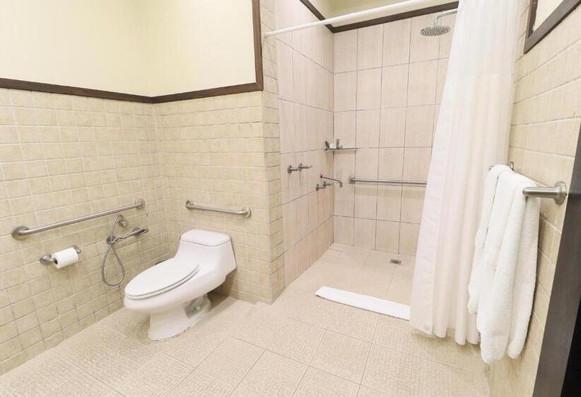 스탠다드 룸 더블 침대 2개, The Riverside Inn