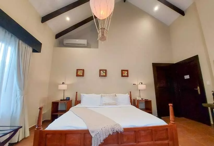 ジュニアスイート, The Riverside Inn