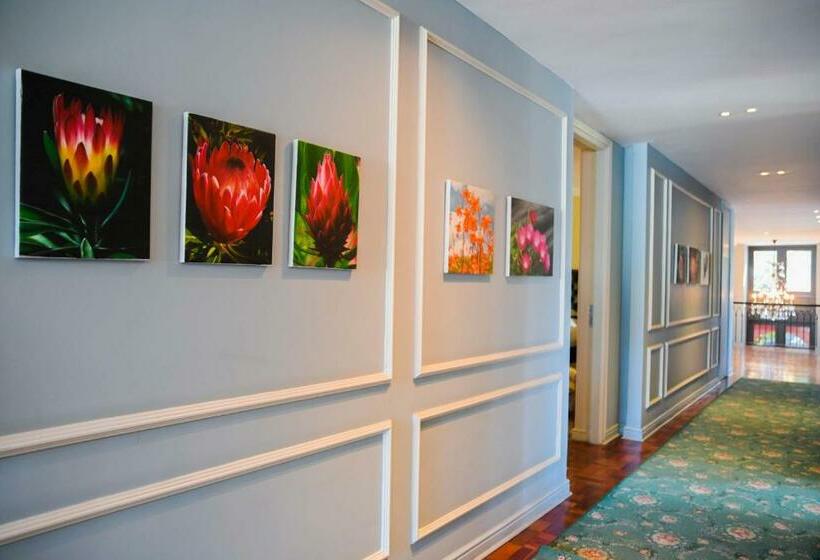 Номер Deluxe, The Winston