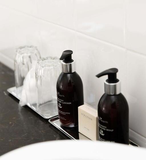 Люкс, The Winston