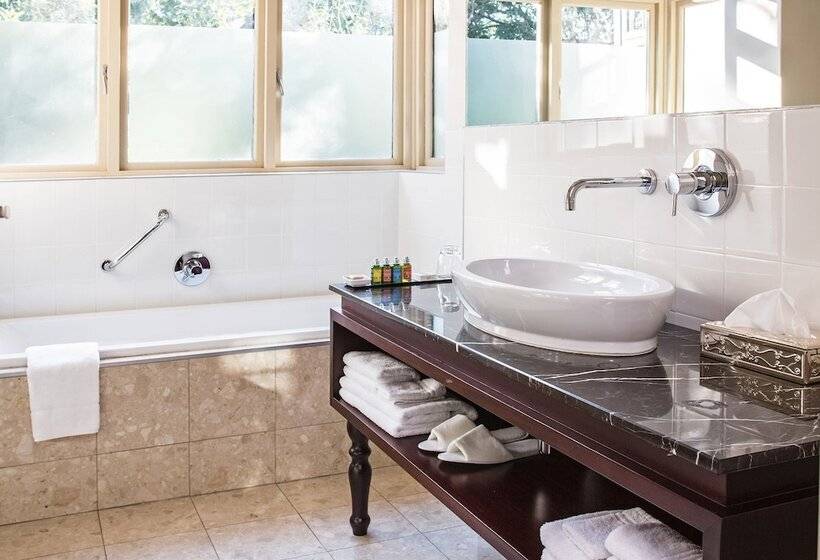 Номер Deluxe, The Winston